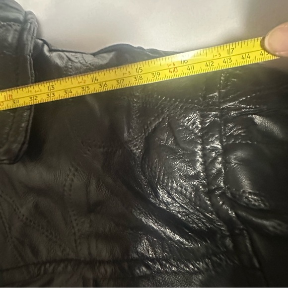 Tudor Court by Haband black Leather Trench Coat - Picture 7 of 16